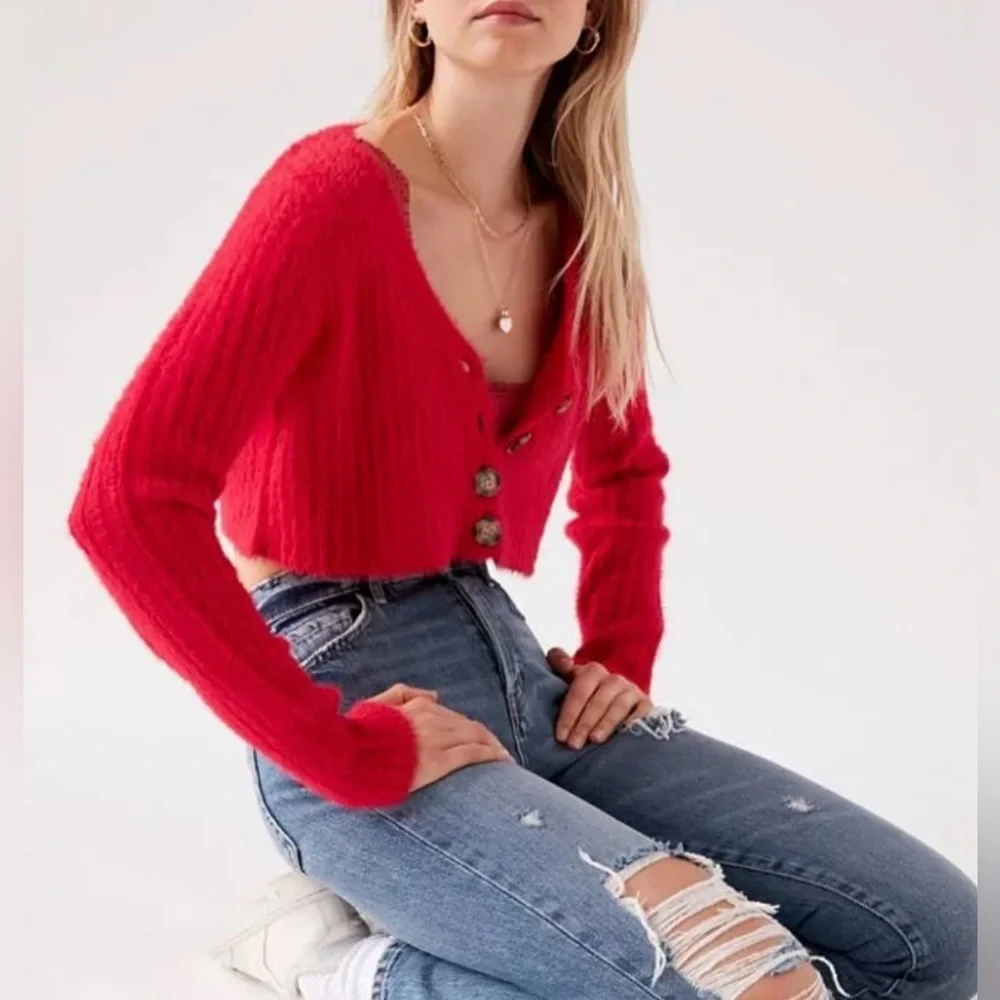 Urban Outfitters Rochelle cropped sweater - Picture 1 of 5